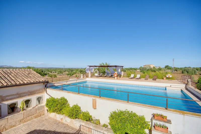 Charming agrotourism estate with pool and olive grove in Campos — photo 12