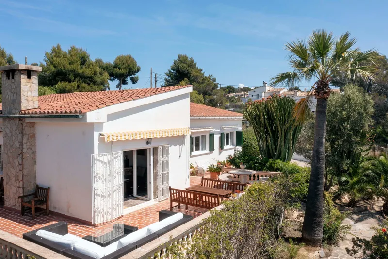 Charming Mediterranean villa steps from Cala Vinyes beach — photo 4