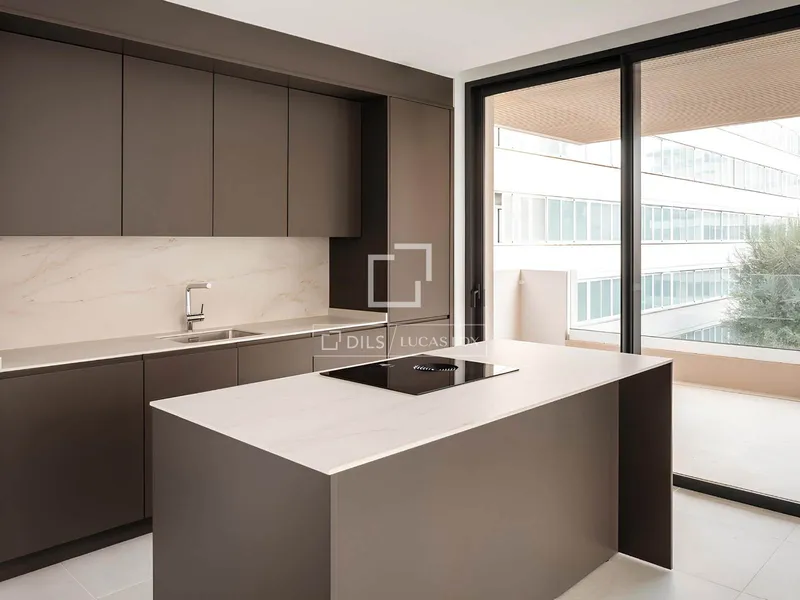 121m² apartment with 35m² terrace for sale in Palma de Mallorca — photo 3