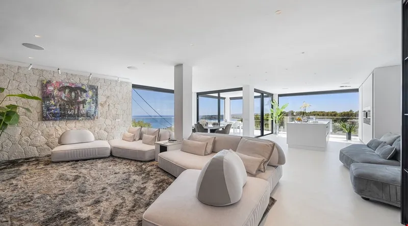 Contemporary designer villa with sea views and holiday license for sale in Costa d’en Blanes — photo 5