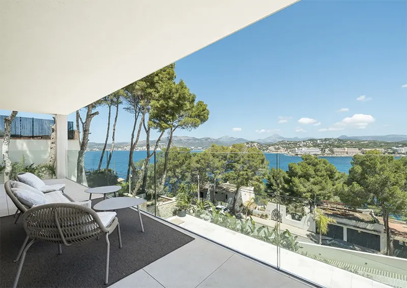 Luxury villa with fantastic panoramic sea views in Santa Ponsa — photo 7