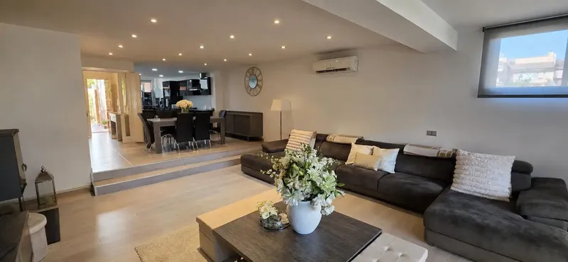 Attractive townhouse in a quiet residential area of Son Caliu, close to the coast and all necessary services — photo 3