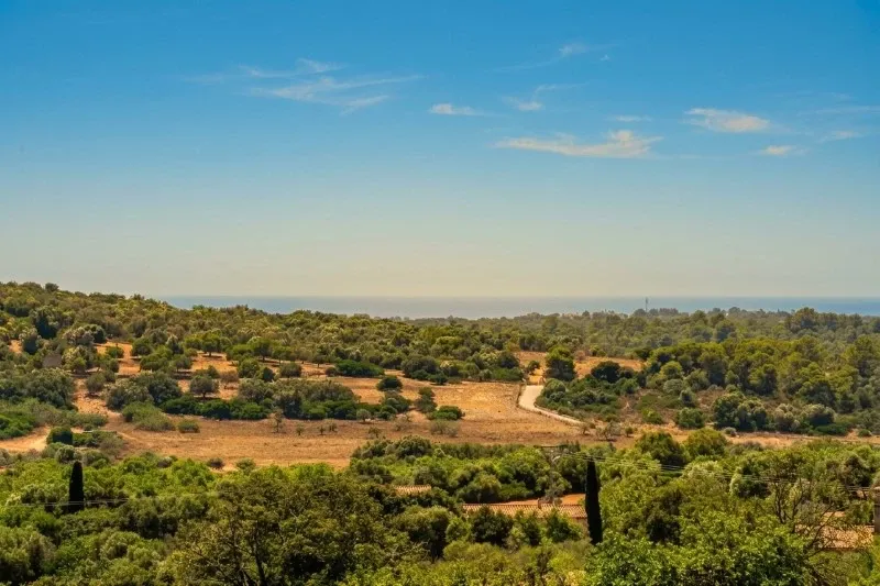 Country house ready to customize, located in a quiet area with sea views in Sant Llorenç — photo 2