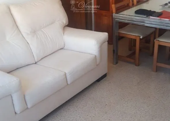 Flat / apartment in Calle dels Ocells, Son Cotoner, Palma de Mallorca — photo 1