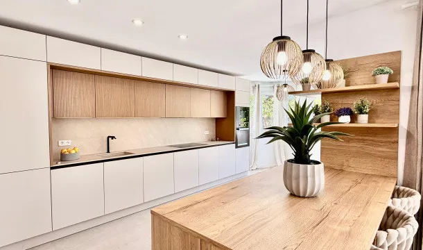 Mediterranean living in an elegant renovated villa in Santa Ponsa — photo 8
