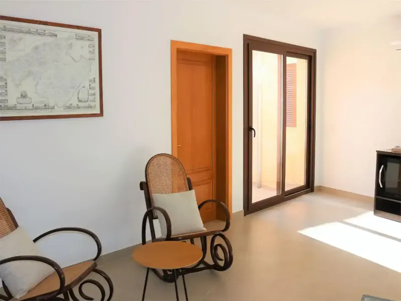 Preciosa Casa Rural en Alquiler de Temporada en pleno centro de la Villa de Santa Eugenia, completamente reformada y equipada en 2024. — photo 8