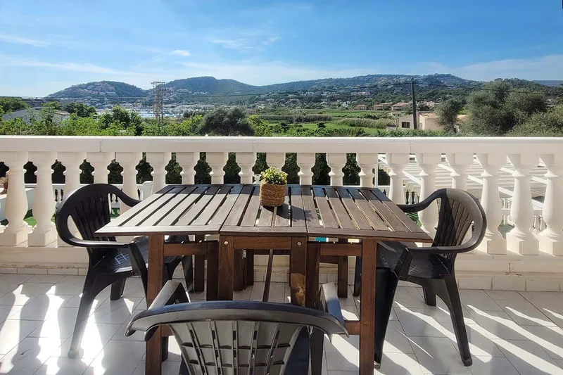 3-bedroom finca with pool for rent — photo 1
