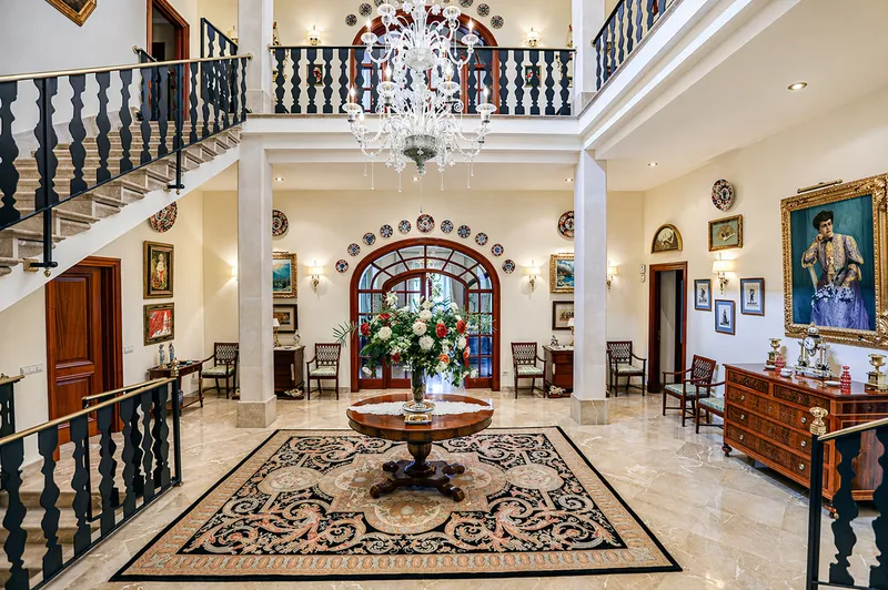 Exclusive classic villa on the first line of the sea in Son Veri Nou Mas — photo 4