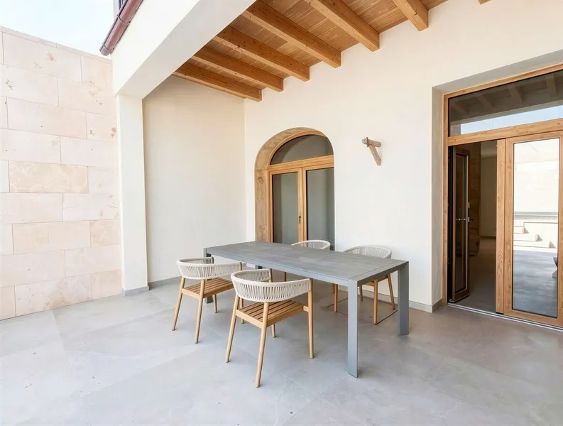 Modern townhouse with pool in prime location in Ses Salines — photo 3