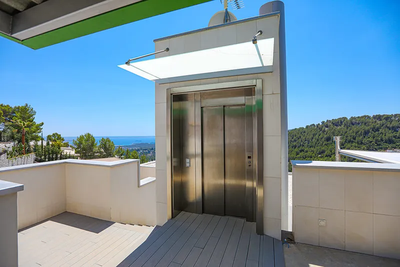 Luxury villa with fantastic views of the Bay of Palma in Son Vida — photo 4