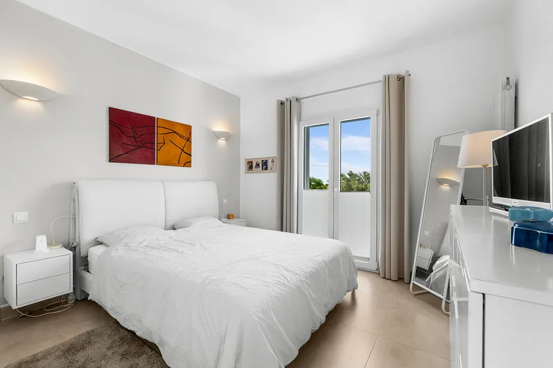 Elegant single-family house with private pool and panoramic terrace in Sa Ràpita — photo 12