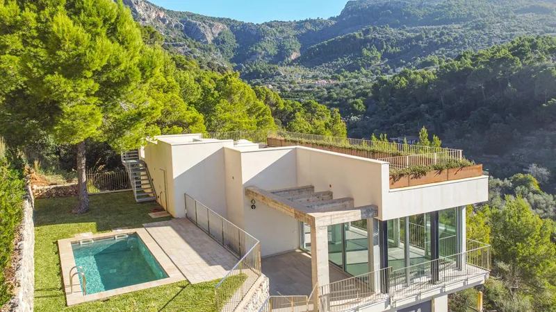 Luxury modern villa with panoramic views and pool in Port de Sóller — photo 5