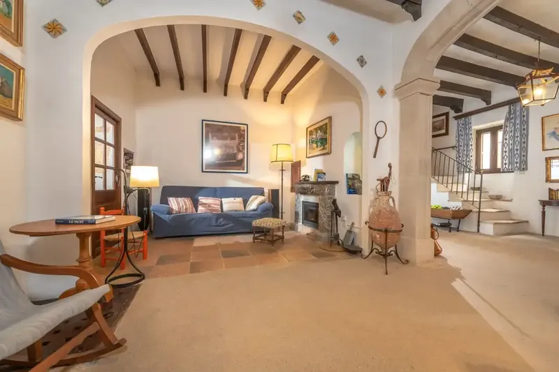 House in the center of Capdepera that preserves the charm of its historic architecture — photo 3