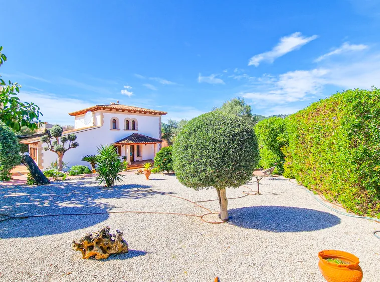 Ref. 2437C – Andratx – Charming villa in a very good location — photo 1