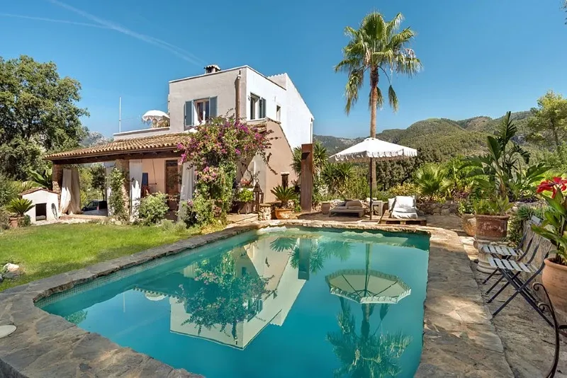 Idílica casa de campo en Bunyola con vistas panorámicas, piscina y casa de invitados — photo 1