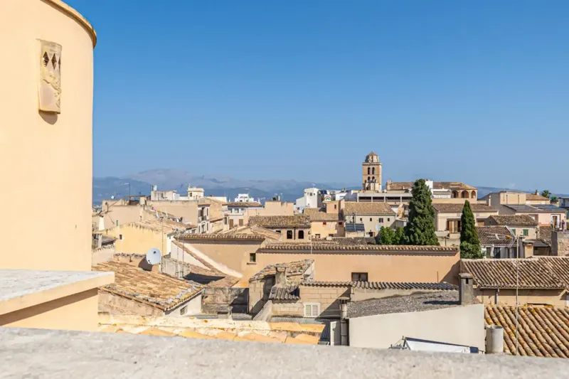 Magnificent house of 330 m² built, distributed over 3 floors, located in the heart of Muro — photo 7