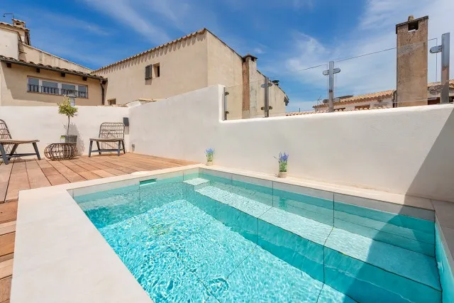 Impeccably renovated town house with pool for sale in the old town of Pollensa, Mallorca — photo 2