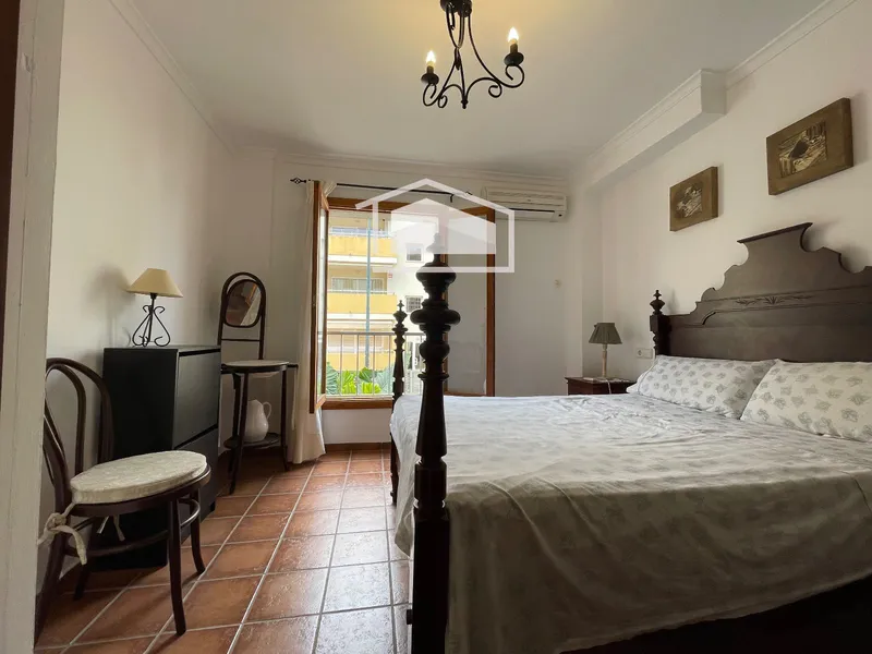 From September: ground floor in the port area with 2 bedrooms and large terrace — photo 11