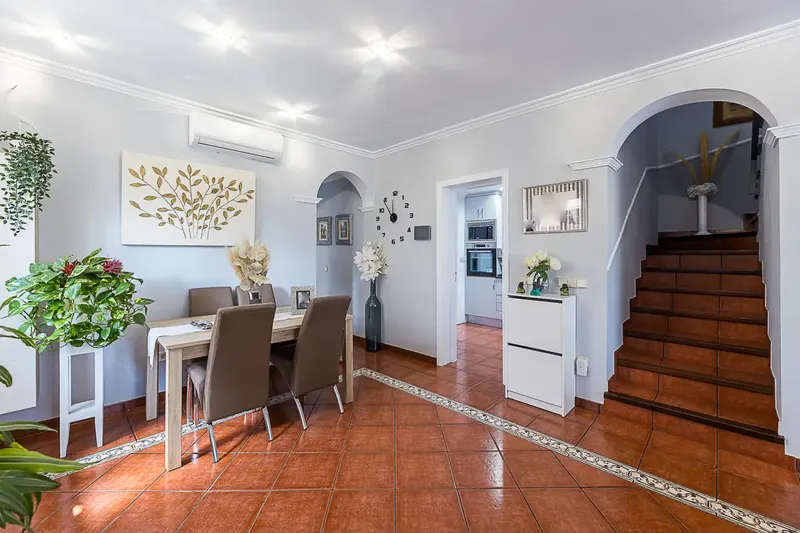A magnificent opportunity to acquire a beautiful semi-detached house in Bahía Azul, an area known for its tranquility and services — photo 11