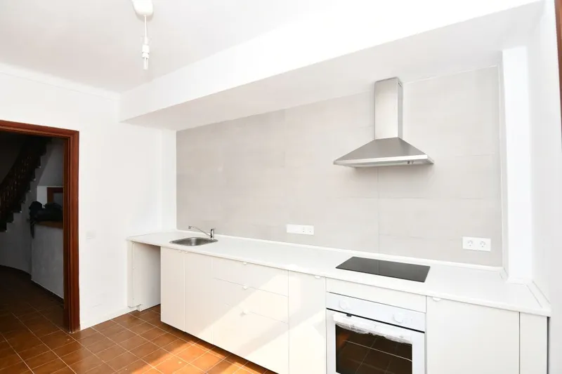 Townhouse with great potential just a few meters from the sea in Colonia de Sant Jordi — photo 6
