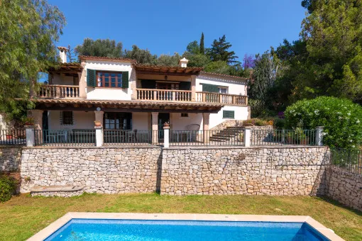 Establiments, a charming Mallorcan-style finca with impressive views, privacy and pool — photo 1