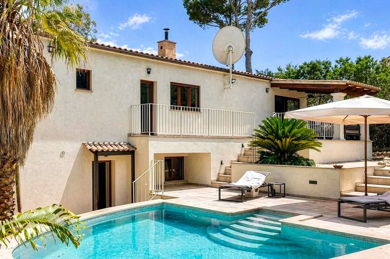 Santa Ponsa: Charming villa in a quiet location with high-quality construction, Ref. No. 9723 — photo 3