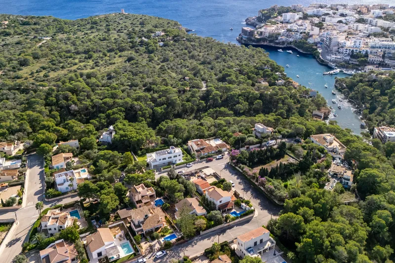 Designer villa with pool near the harbour in Cala Figuera — photo 2