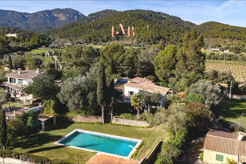 Rural or Farmhouse in Palma de Mallorca, Province of Balearic Islands — photo 1