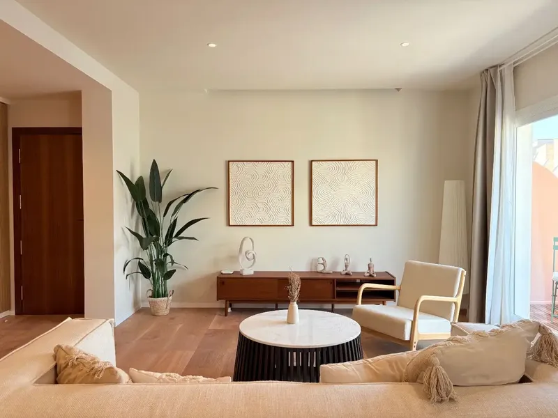 Renovated 2-bedroom flat in Foners, Palma — 700 m from the beach, furnished and ready to move in — photo 3