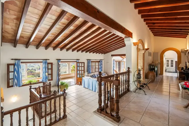 Impressive villa for sale in El Vila with elevated position and wide countryside views — photo 8