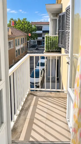 Luminoso apartamento situado en una segunda planta sin ascensor, en una ubicación muy cómoda y muy cerca de todo tipo de servicios, comercio — photo 10