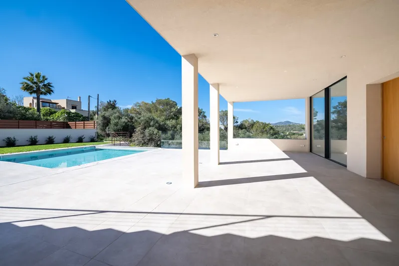 Contemporary villa with sweeping views close to Porto Petro harbor — photo 4