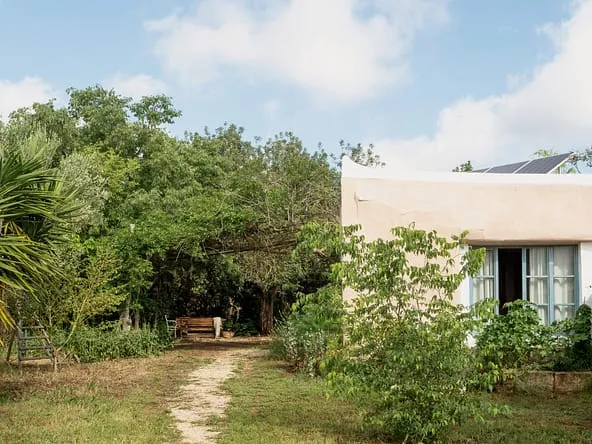 Country home on large plot in a private location — photo 1