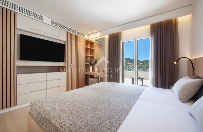 Beautiful renovated townhouse with views of the Port of Andratx — photo 8