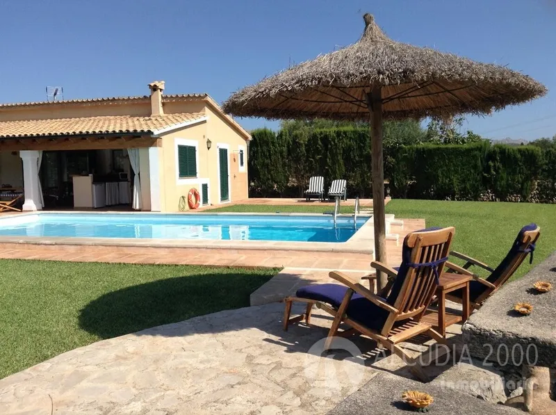 Villa — photo 10