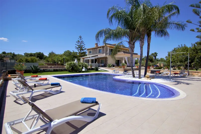 Luxury villa in Santa Margalida — photo 4