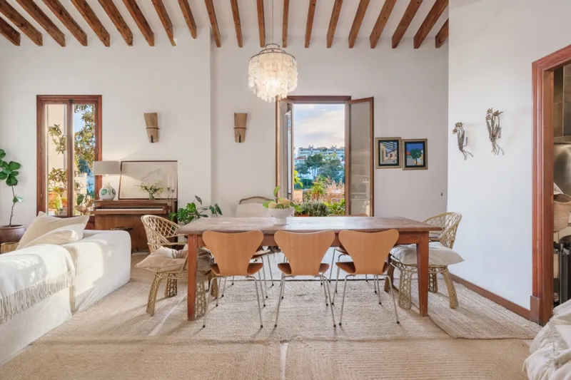 Villa with high ceilings with breathtaking sea views and pool in El Terreno, Palma — photo 7