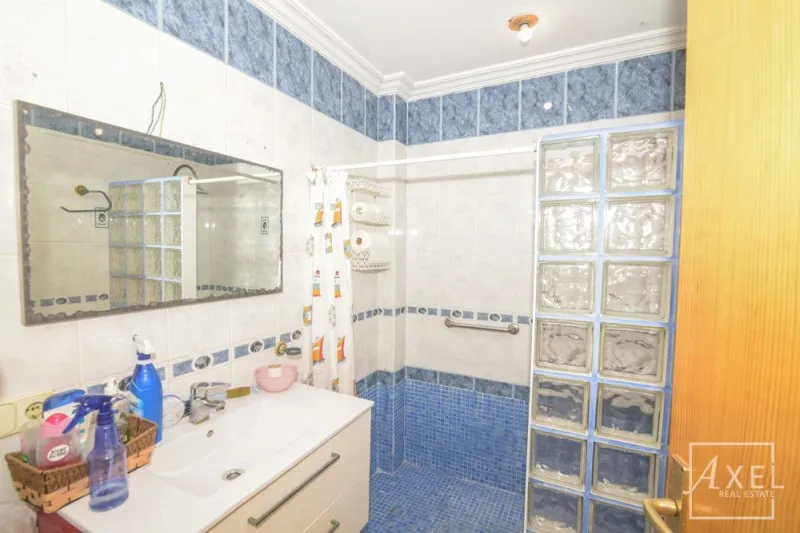 House in Felanitx centrally located with many possibilities — photo 12
