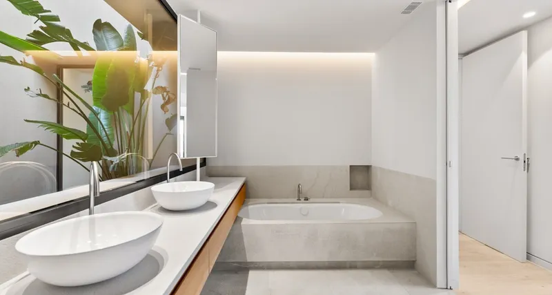 Stylish new-build villa in Port Andratx with harbor views — photo 5