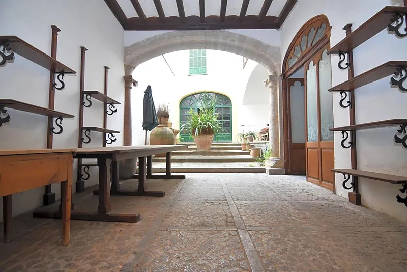 Historic house in the center of Sóller — photo 1