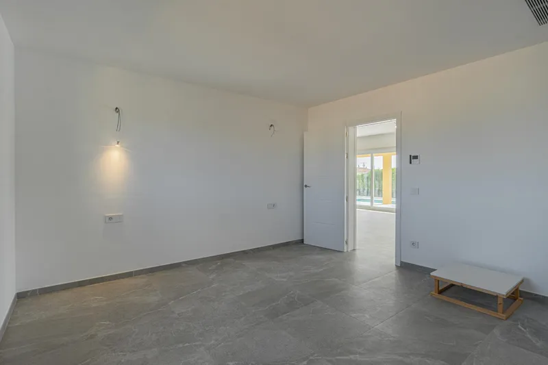 New construction villa — photo 6