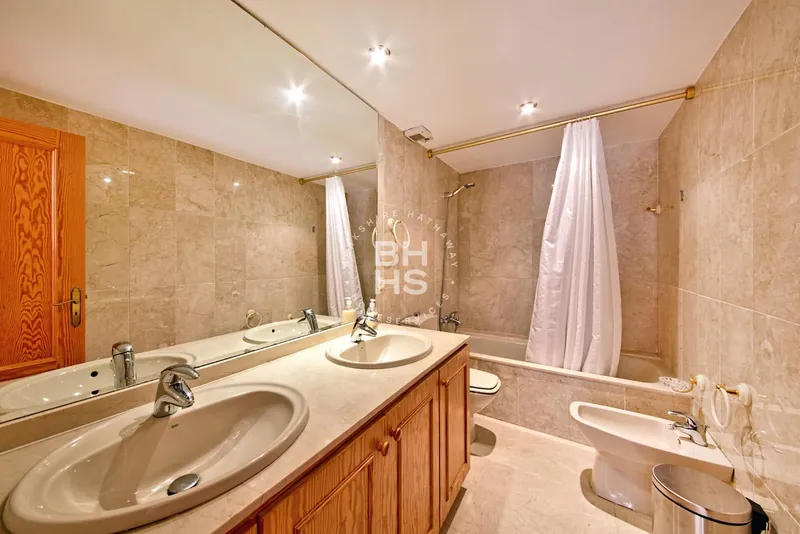 Apartment to rent in Puerto Portals — photo 12