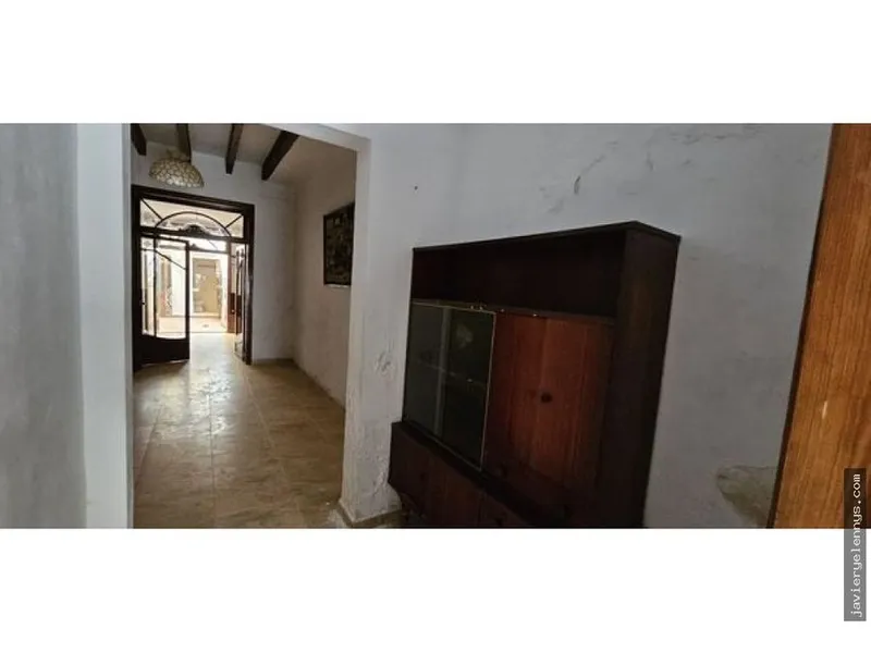 Semi-detached house for sale in Calle del Remei — photo 4