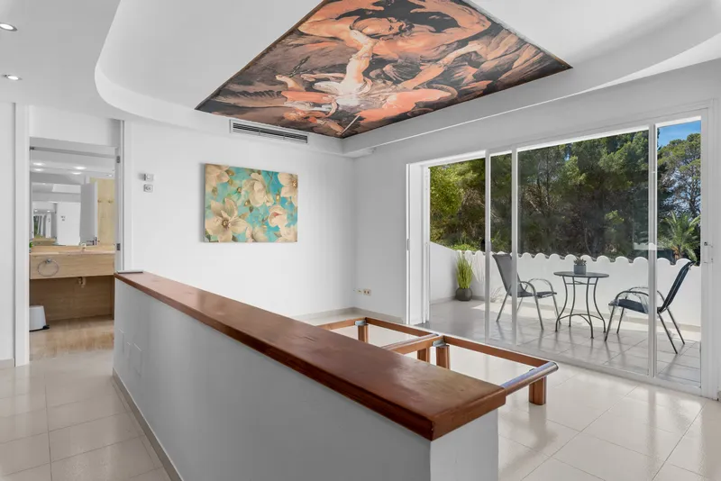 Spacious villa with a pool and wine cellar available for long-term rent in a quiet, private location in S'Aranjassa — photo 6
