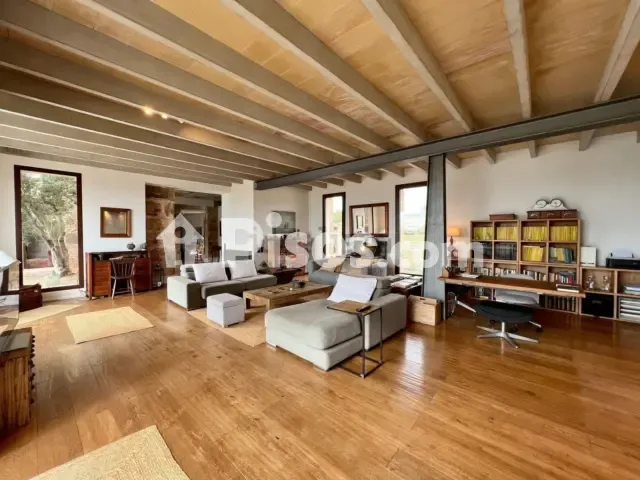 Rustic finca on Diseminado Es Gallicant street, no. 309 — photo 1