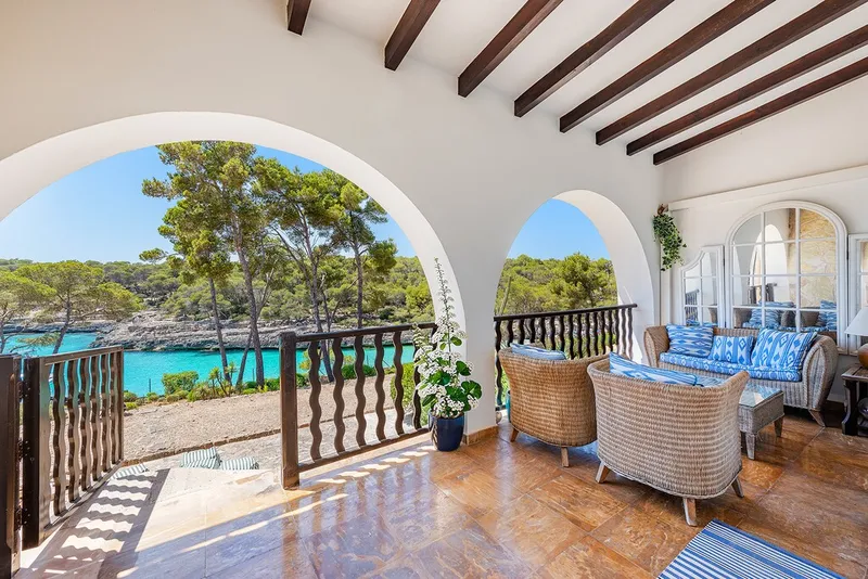 Quiet location country property for sale in Santanyi with mountain view and sea views — photo 6