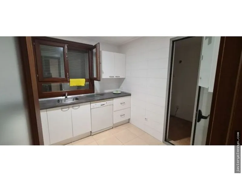 Apartment for rent on Avenida Parc — photo 3