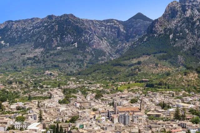 Semi-detached finca within walking distance to Soller for sale, Northwest Mallorca — photo 9