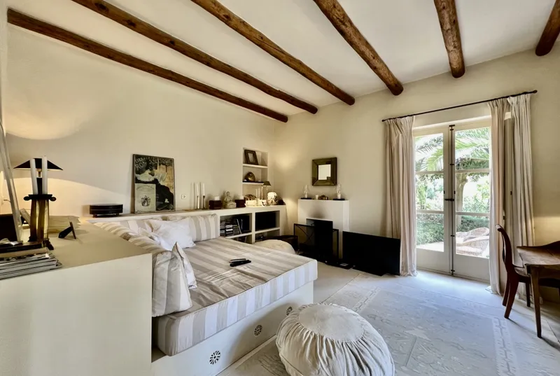 Charming rustic finca in Portocolom — photo 8