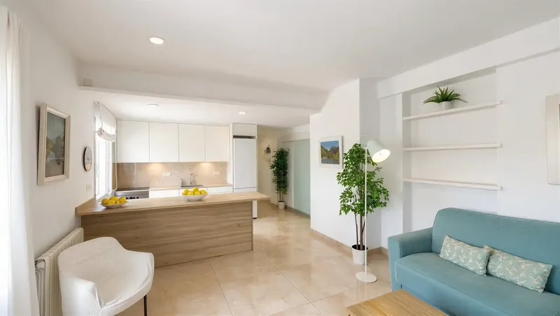 In one of the most sought-after residential areas of Palma, between the popular Portixol and the old town, is this ground-floor apartment — photo 3